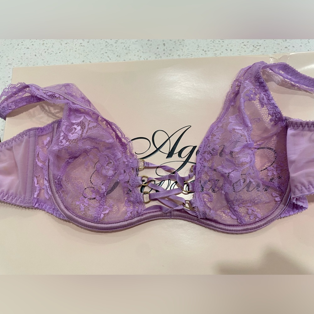 Agent Provocateur lace bra‘ in great condition ‘ size 36C